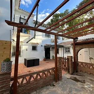 Casa Con Gran Terraza Privada Málaga